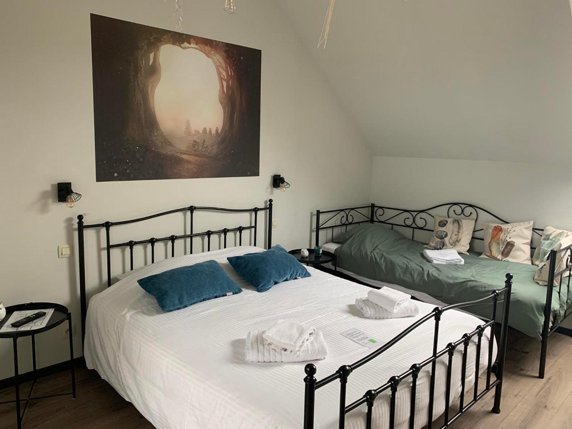 Sensup A 5Min De Pairi Daiza Bed & Breakfast Brugelette Exterior photo
