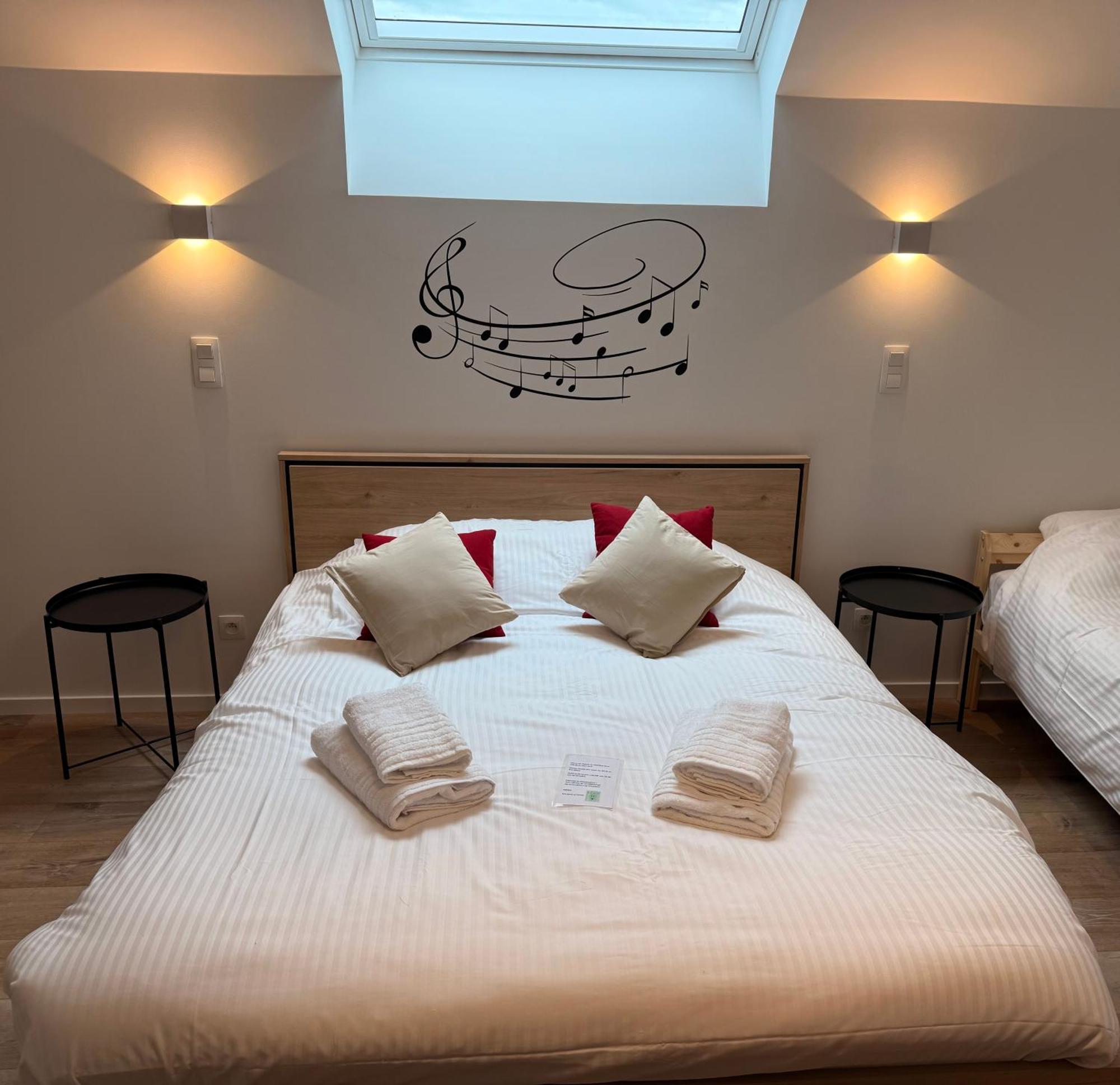 Sensup A 5Min De Pairi Daiza Bed & Breakfast Brugelette Exterior photo